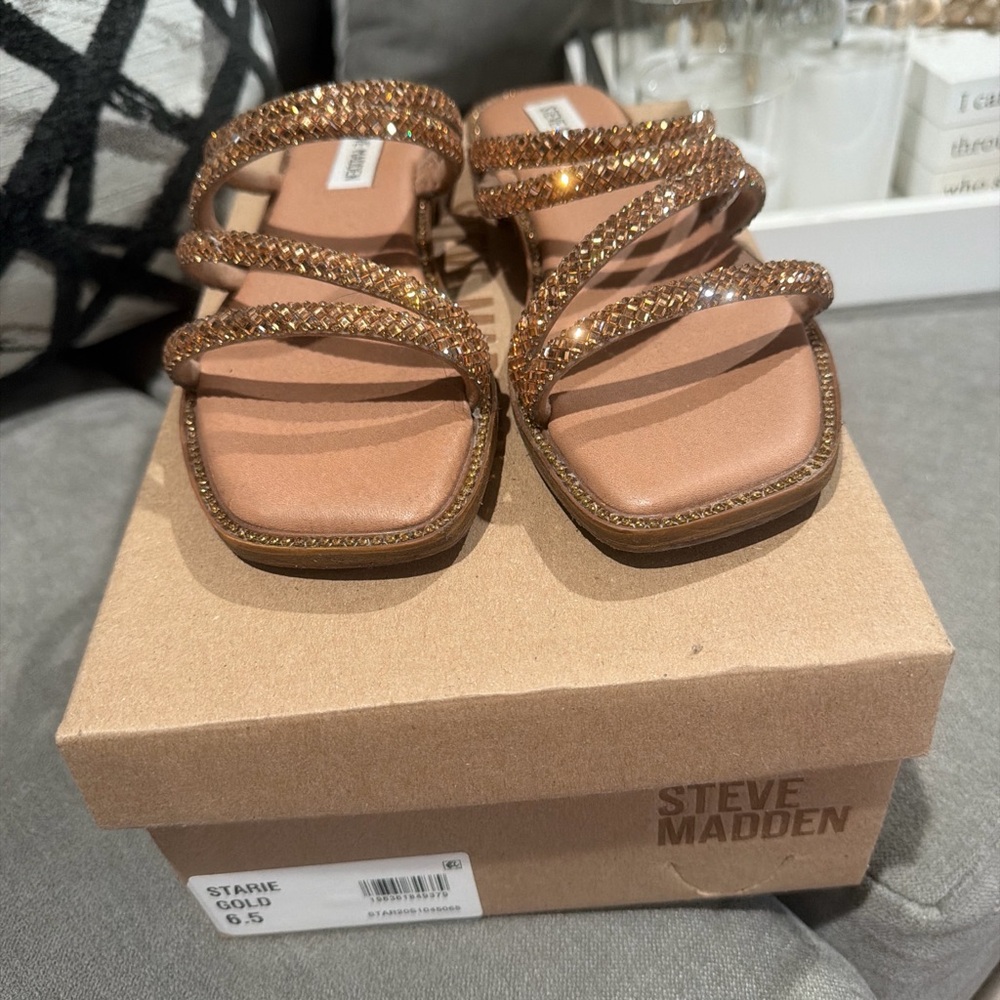 Steve Madden Crystal-Embellished Gold Strappy Sandals size 6.5